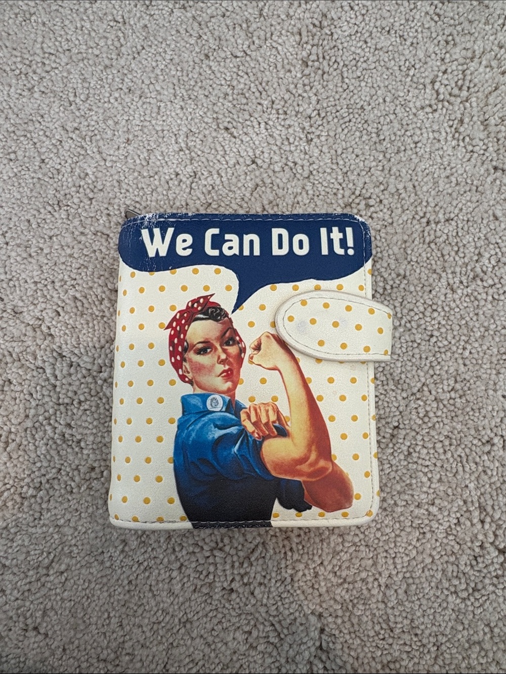 Vintage-Inspired 'We Can Do It!' Polka Dot Women's Wallet - Blue & White